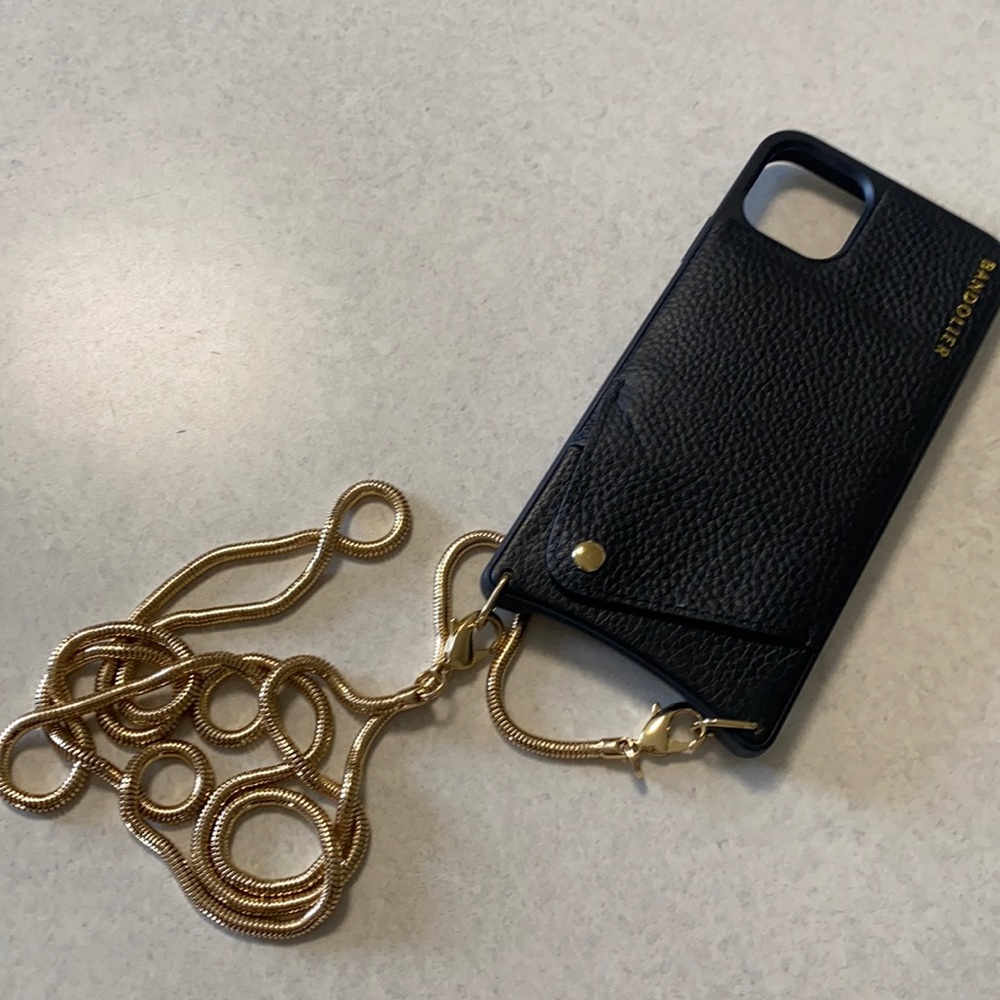 Bandolier case 🖤 iPhone 13/13 pro